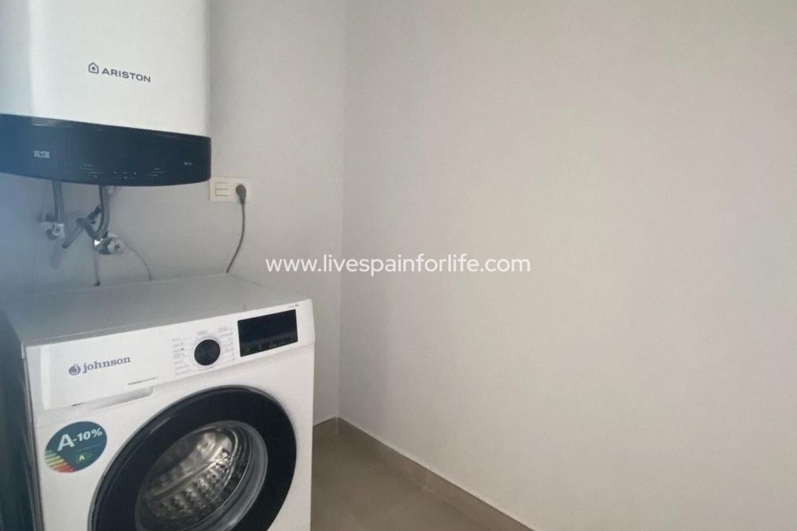 2 bedroom Bungalow for sale in Lo Pagan with pool garage - € 258,900 (Ref: 9804947)