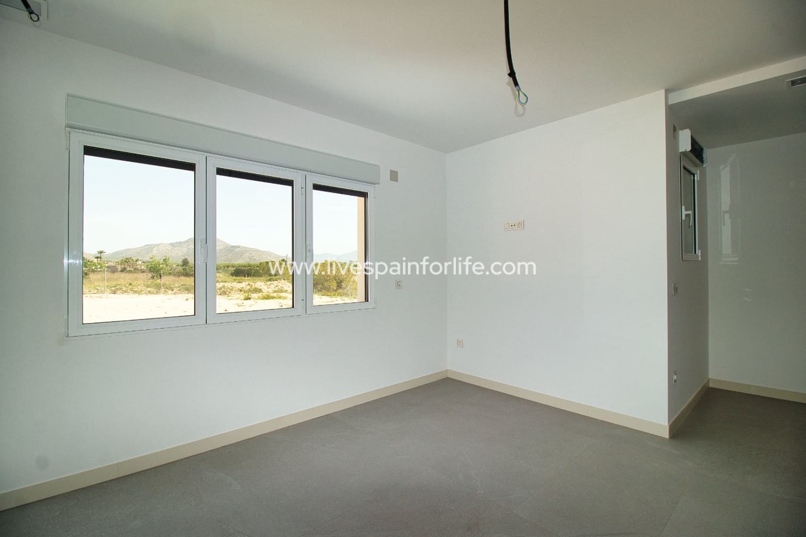 3 soveværelse Finca/Landehus til salg i Hondon de las Nieves med swimmingpool - € 430.000 (Ref: 9804954)