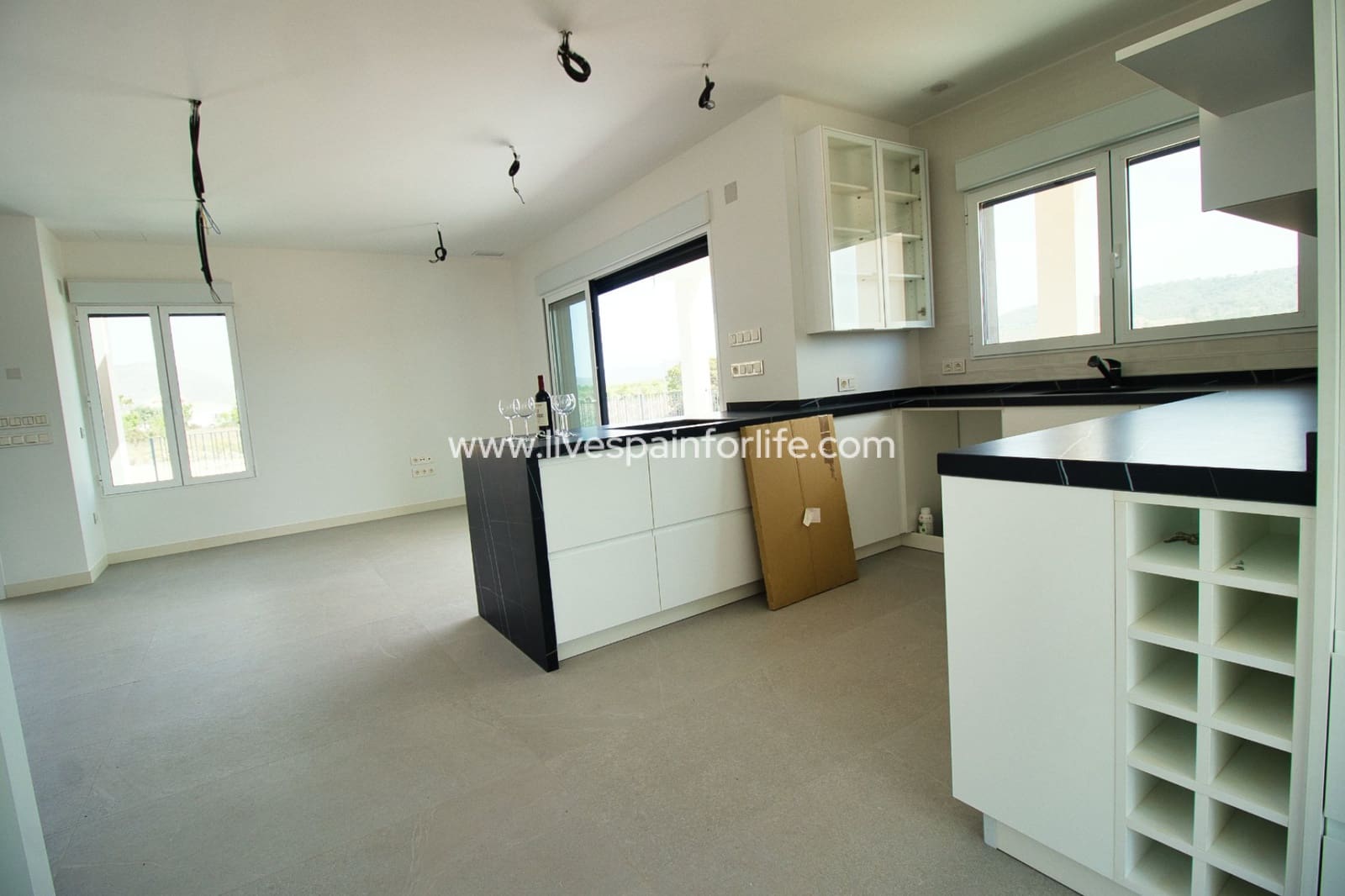 3 soveværelse Finca/Landehus til salg i Hondon de las Nieves med swimmingpool - € 430.000 (Ref: 9804954)