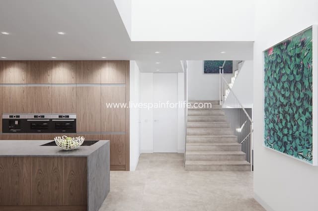 3 quarto Moradia para venda em San Miguel de Salinas com piscina garagem - 900 000 € (Ref: 9804959)