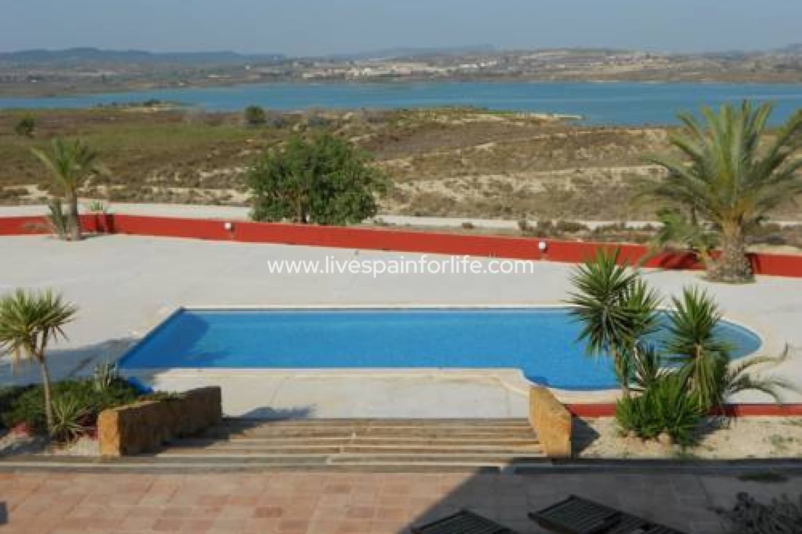 4 soveværelse Finca/Landehus til salg i Torremendo med swimmingpool garage - € 1.745.000 (Ref: 9804960)