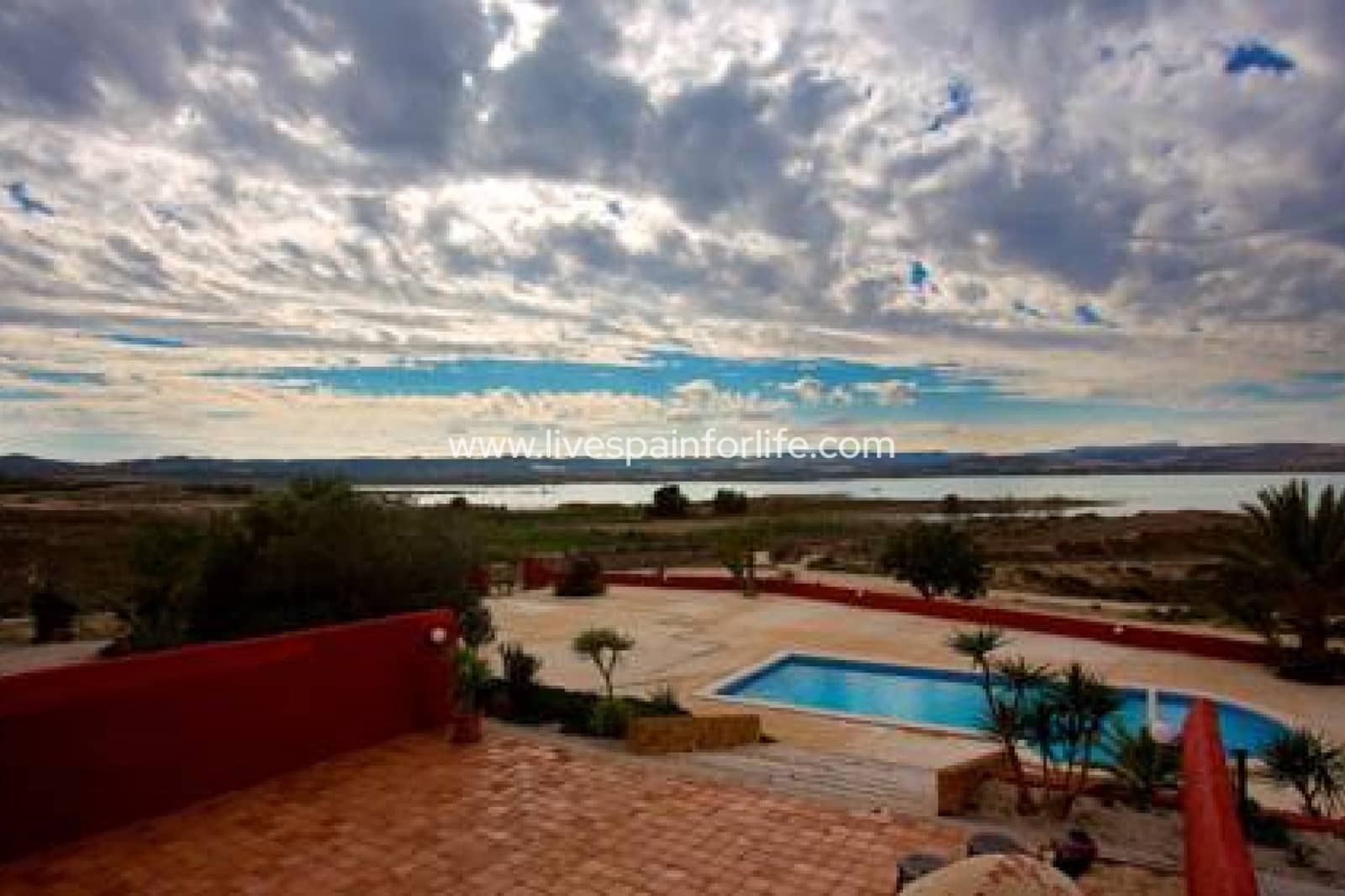 4 soveværelse Finca/Landehus til salg i Torremendo med swimmingpool garage - € 1.745.000 (Ref: 9804960)