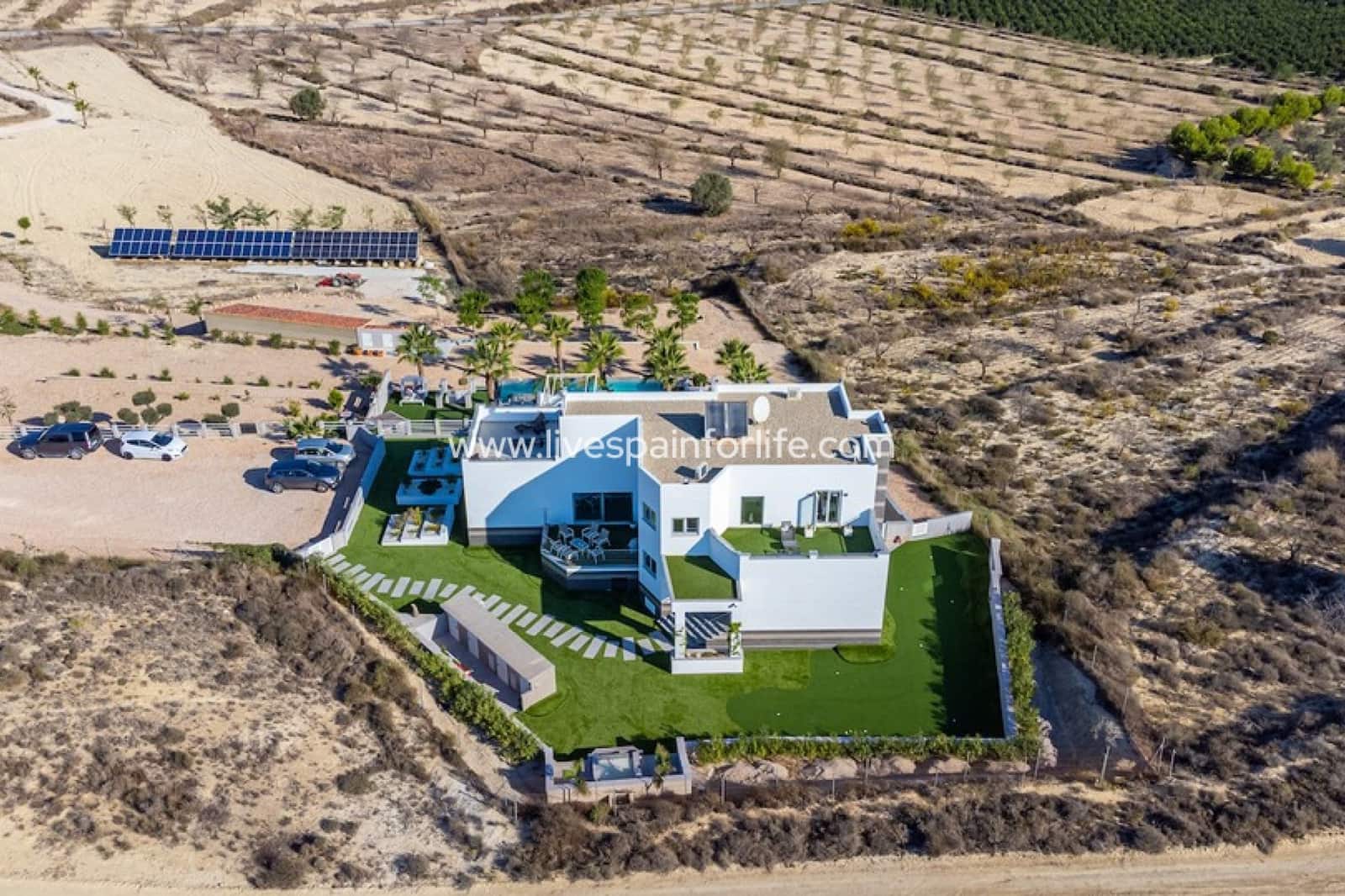 5 sovrum Finca/Hus på landet till salu i Torremendo med pool - 1 695 000 € (Ref: 9804961)