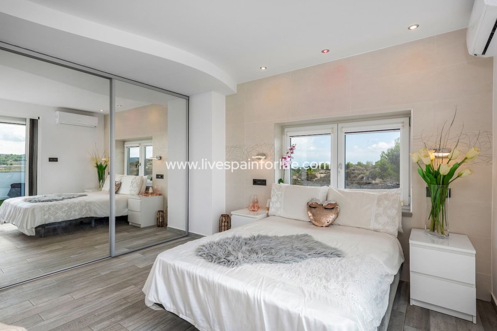 5 sovrum Finca/Hus på landet till salu i Torremendo med pool - 1 695 000 € (Ref: 9804961)