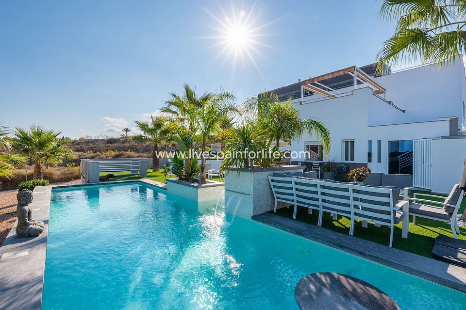 5 sovrum Finca/Hus på landet till salu i Torremendo med pool - 1 695 000 € (Ref: 9804961)