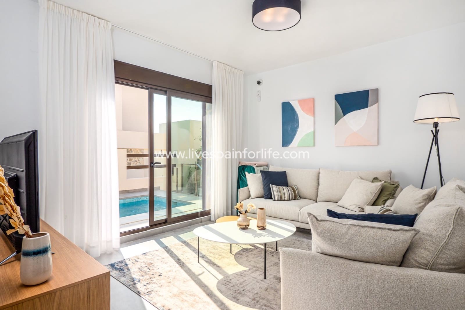 3 makuuhuone Huvila myytävänä paikassa Villamartin mukana uima-altaan - 499 000 € (Ref: 9804962)