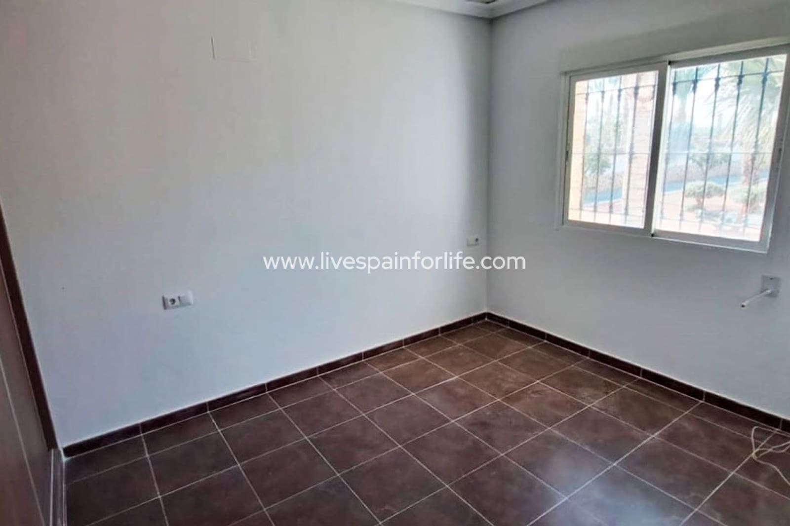 3 sovrum Finca/Hus på landet till salu i Catral med garage - 385 000 € (Ref: 9804965)