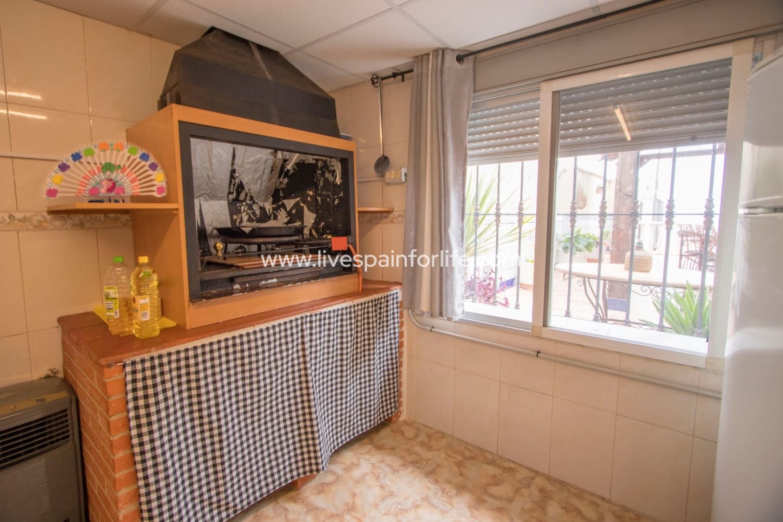 5 sovrum Finca/Hus på landet till salu i Albatera med pool garage - 320 000 € (Ref: 9804966)