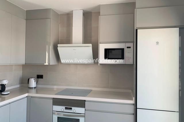 4 soveværelse Villa til salg i Pinoso med swimmingpool garage - € 518.000 (Ref: 9805381)