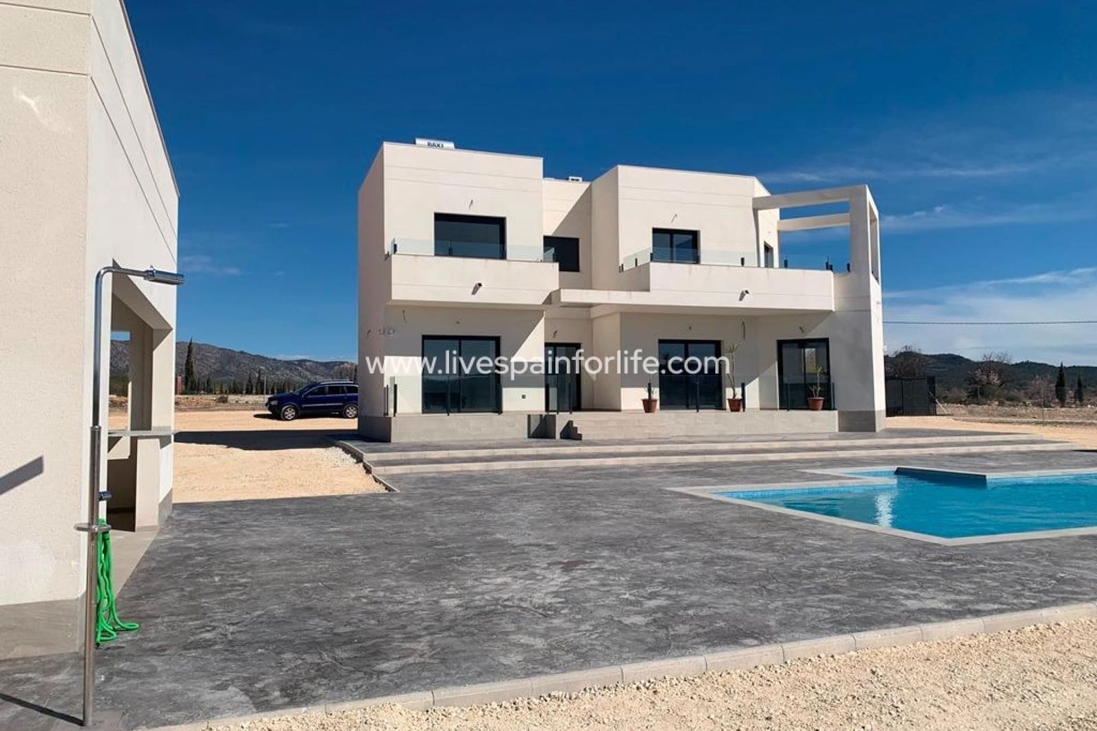 4 soveværelse Villa til salg i Pinoso med swimmingpool garage - € 518.000 (Ref: 9805381)