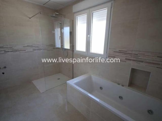 4 sypialnia Willa na sprzedaż w Pinoso z basenem - 491 000 € (Ref: 9805382)