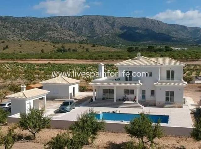 4 sypialnia Willa na sprzedaż w Pinoso z basenem - 491 000 € (Ref: 9805382)