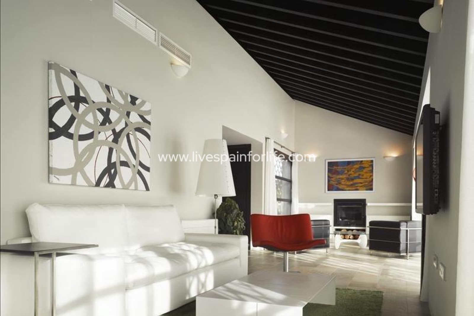 4 sovrum Villa till salu i La Peraleja Golf Resort med pool garage - 625 000 € (Ref: 9811134)