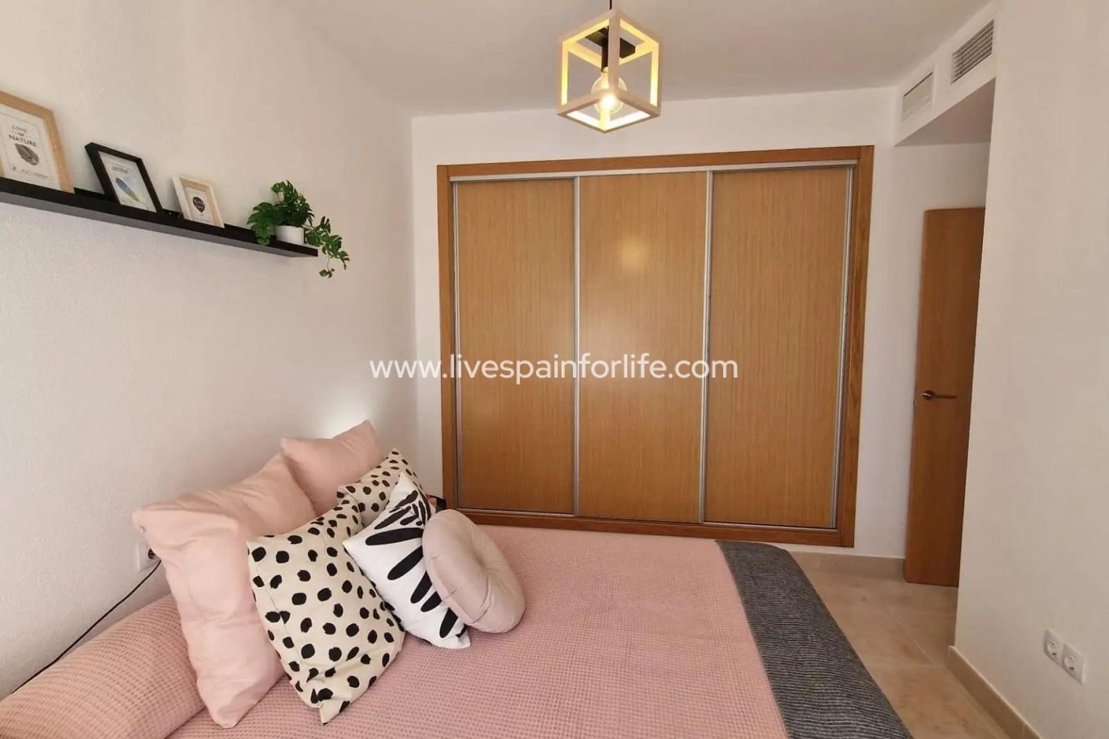3 quarto Moradia para venda em Purias com garagem - 375 000 € (Ref: 9811137)