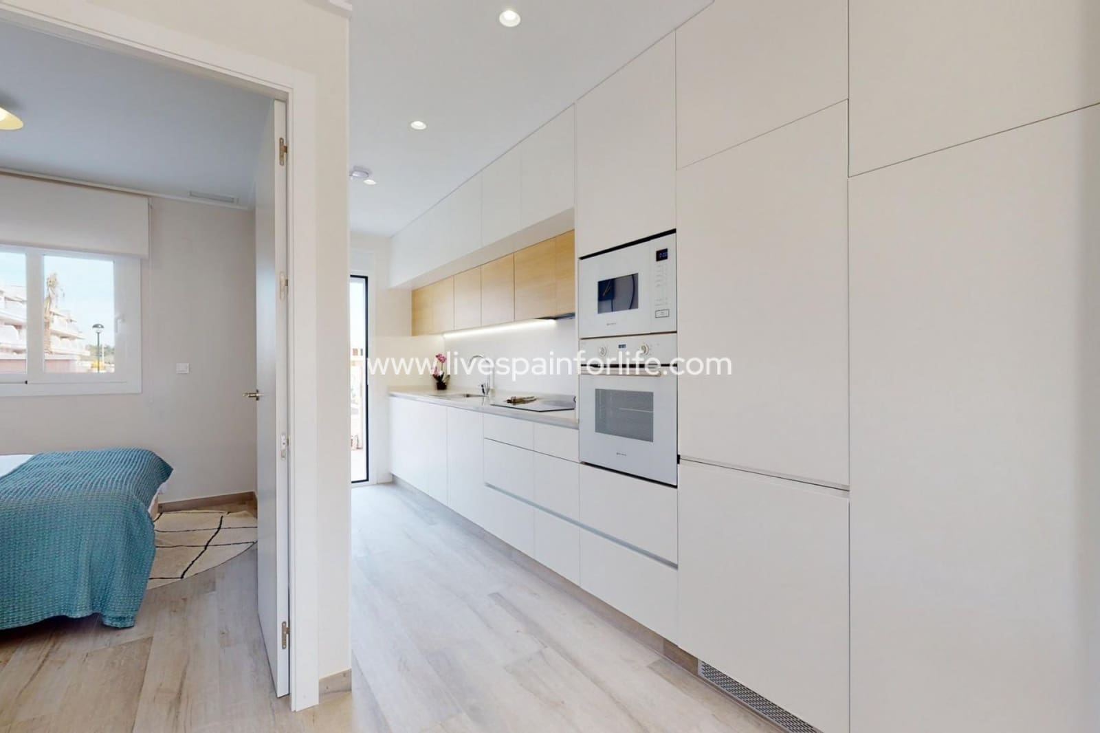 Apartamento de 3 habitaciones en Pilar de la Horadada en venta con piscina garaje - 349.900 € (Ref: 9811147)