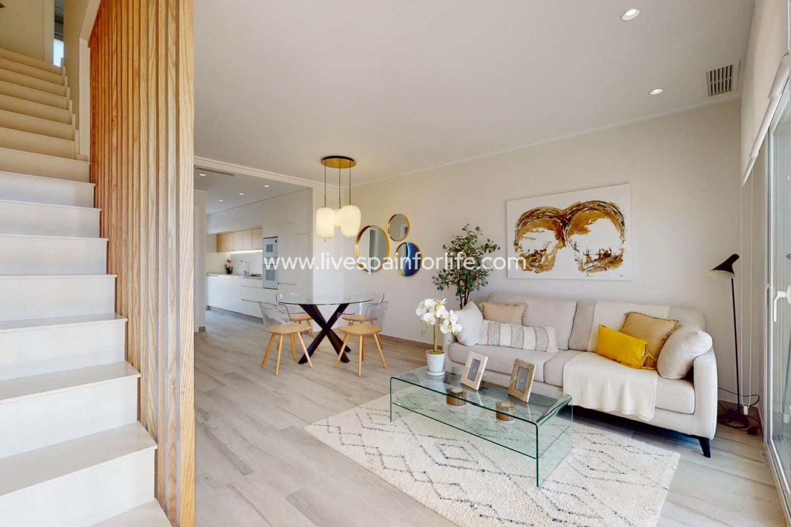 Apartamento de 3 habitaciones en Pilar de la Horadada en venta con piscina garaje - 349.900 € (Ref: 9811147)