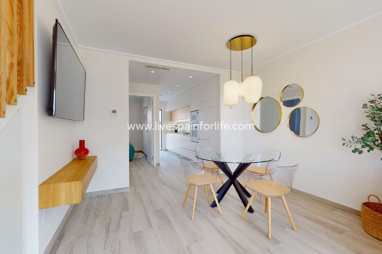 Apartamento de 3 habitaciones en Pilar de la Horadada en venta con piscina garaje - 349.900 € (Ref: 9811147)
