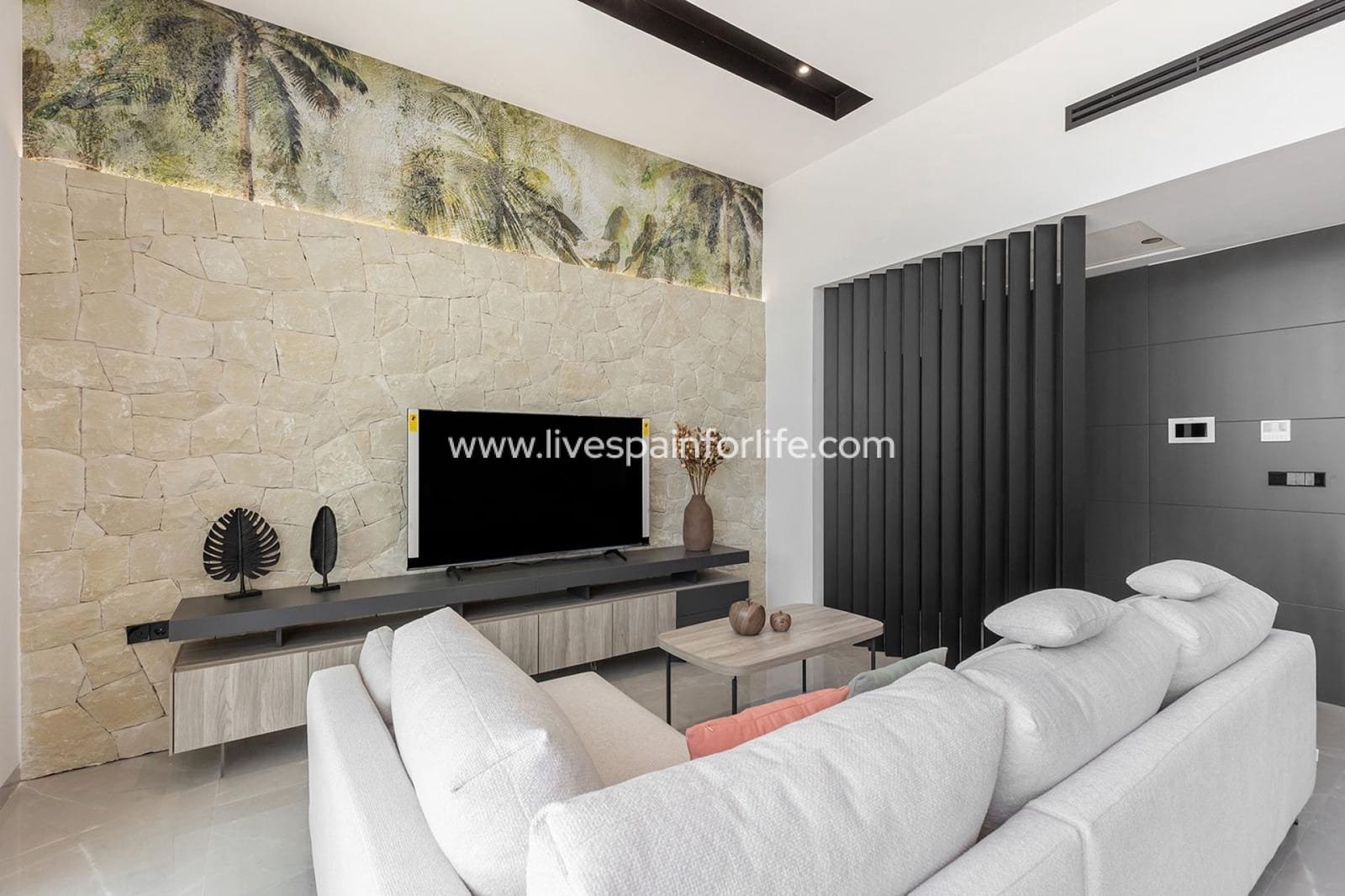 3 sypialnia Willa na sprzedaż w Los Balcones z basenem garażem - 700 000 € (Ref: 9811148)