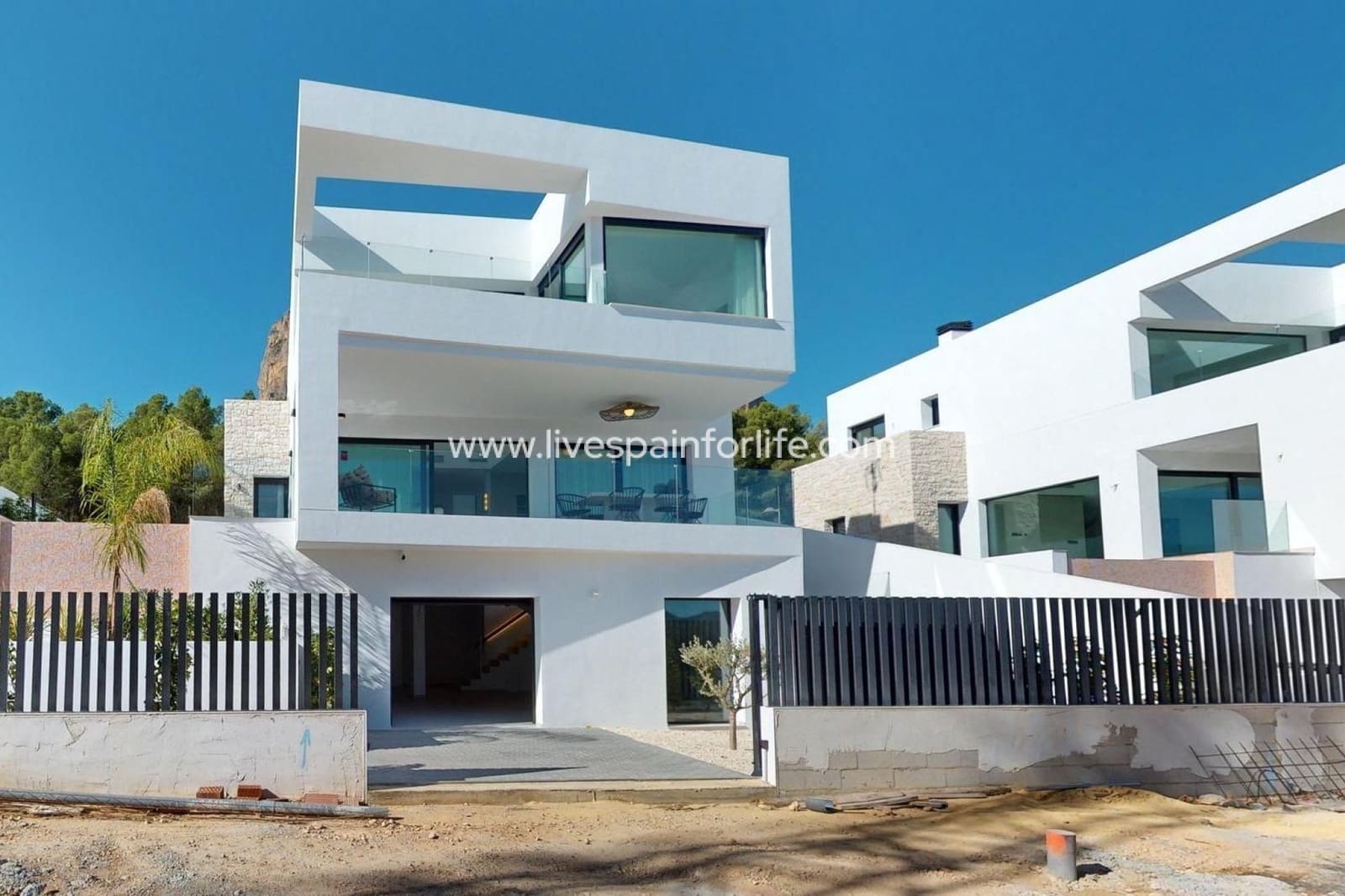 3 sovrum Villa till salu i Polop med pool garage - 860 000 € (Ref: 9811153)
