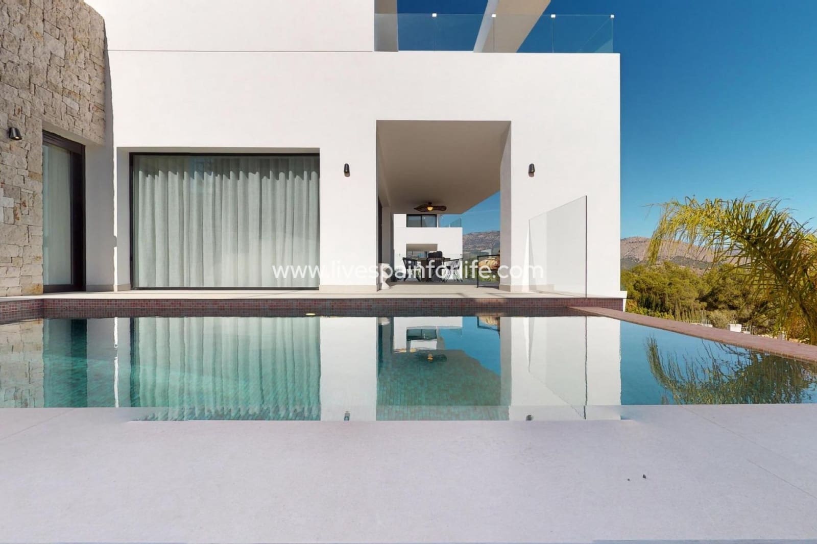 3 sovrum Villa till salu i Polop med pool garage - 860 000 € (Ref: 9811153)