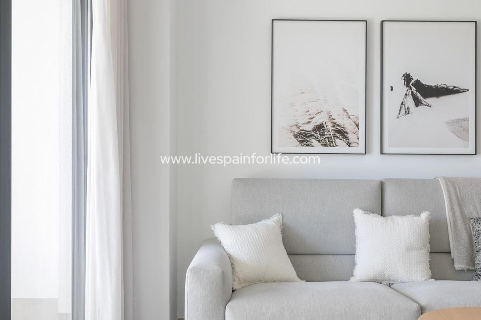 Apartamento de 3 habitaciones en Torrevieja en venta con piscina garaje - 540.000 € (Ref: 9811164)
