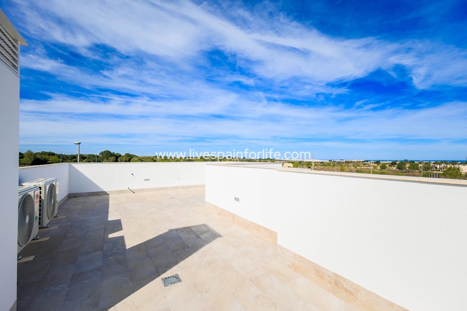 3 chambre Villa/Maison à vendre à Pilar de la Horadada avec piscine garage - 399 000 € (Ref: 9811171)