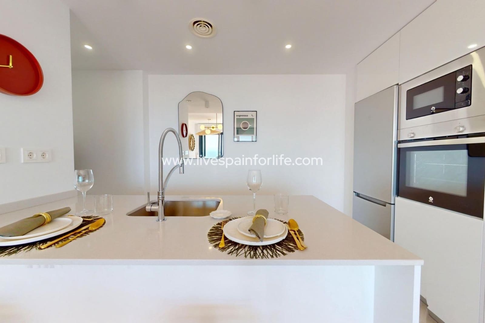 Apartamento de 3 habitaciones en Aguilas en venta con piscina - 579.000 € (Ref: 9811172)