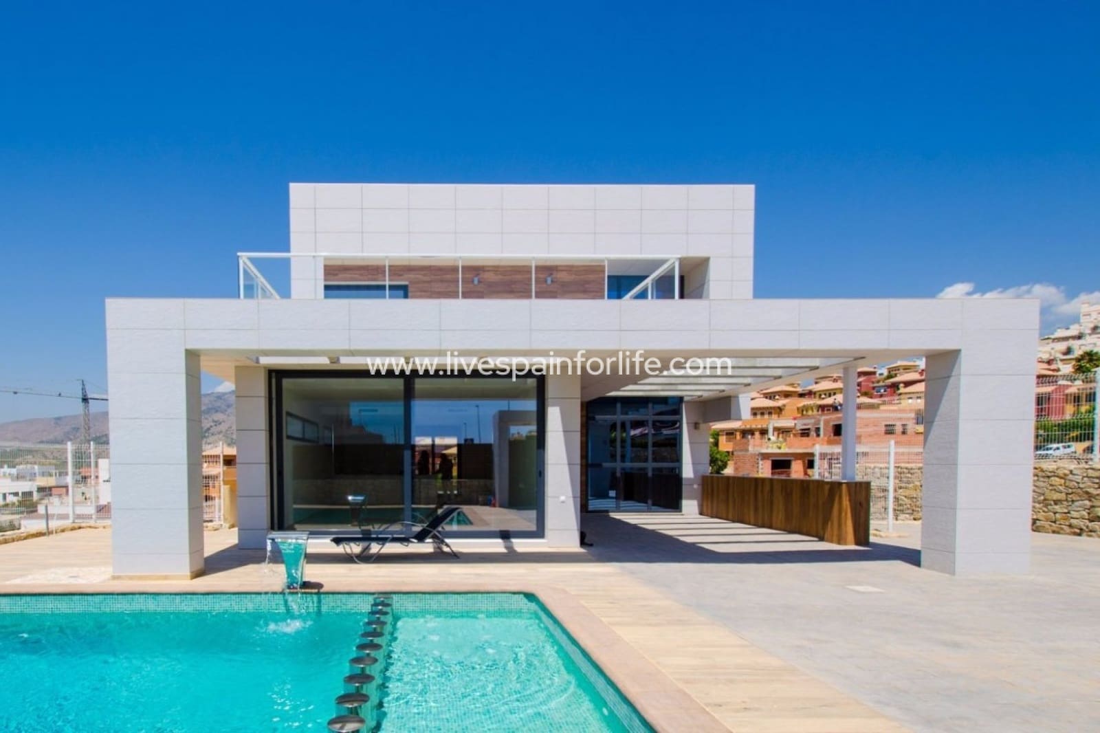 4 slaapkamer Villa te koop in Finestrat met zwembad garage - € 760.000 (Ref: 9811174)