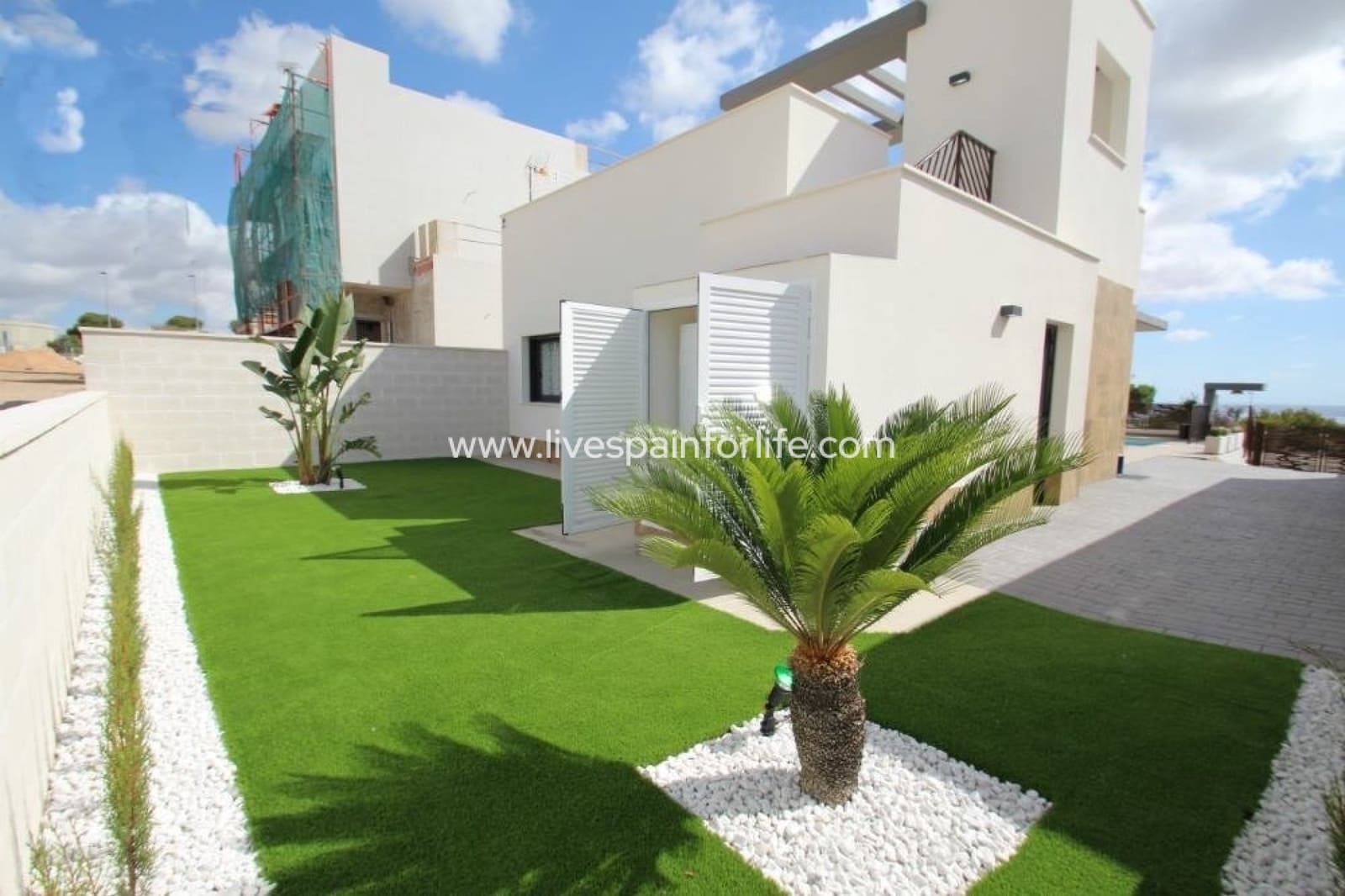 3 soverom Villa til salgs i San Miguel de Salinas med svømmebasseng garasje - € 630 000 (Ref: 9811178)