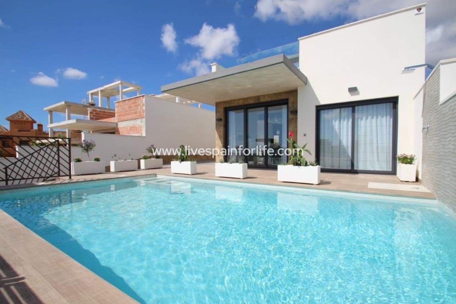 3 soverom Villa til salgs i San Miguel de Salinas med svømmebasseng garasje - € 630 000 (Ref: 9811178)