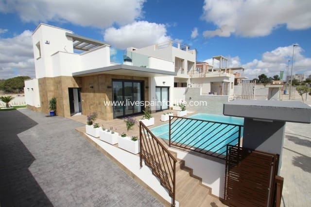 3 soverom Villa til salgs i San Miguel de Salinas med svømmebasseng garasje - € 630 000 (Ref: 9811178)