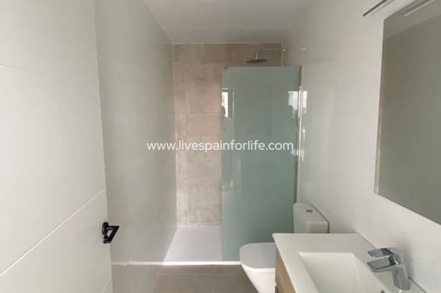 Chalet de 3 habitaciones en Las Lomas de Rame - Bahía Bella, Los Alcázares en venta con piscina garaje - 419.900 € (Ref: 9811179)