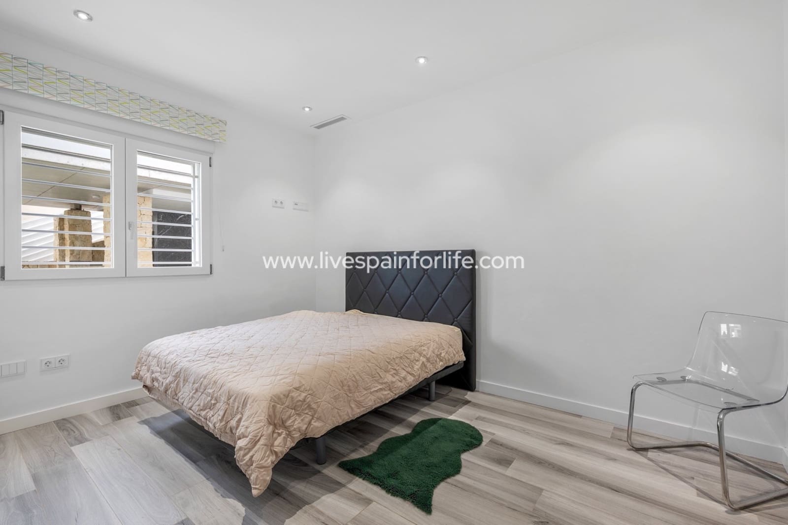 4 Zimmer Villa zu verkaufen in Algorfa mit Pool Garage - 899.000 € (Ref: 9812953)