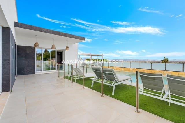 4 Zimmer Villa zu verkaufen in Algorfa mit Pool Garage - 899.000 € (Ref: 9812953)