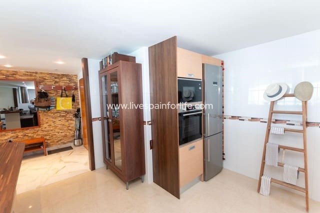 3 Zimmer Apartment zu verkaufen in Playa del Cura, Torrevieja mit Pool - 529.000 € (Ref: 9812954)