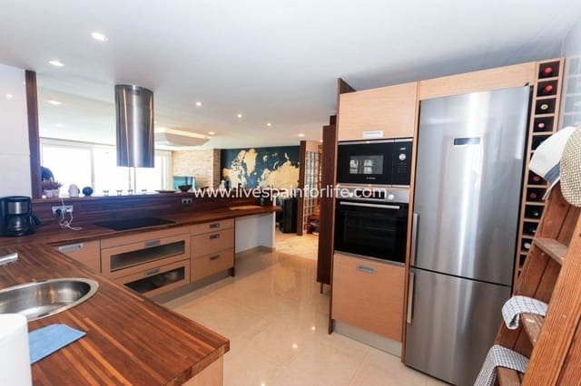3 Zimmer Apartment zu verkaufen in Playa del Cura, Torrevieja mit Pool - 529.000 € (Ref: 9812954)