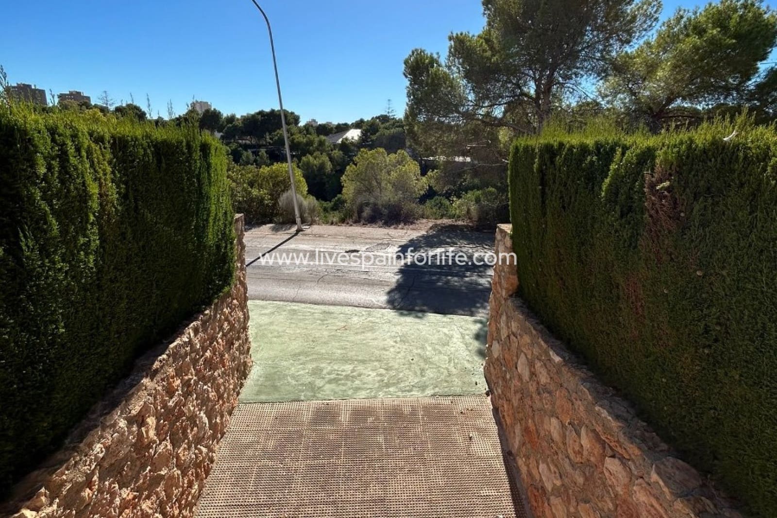 4 Zimmer Villa zu verkaufen in Orihuela Costa mit Pool Garage - 1.300.000 € (Ref: 9812955)