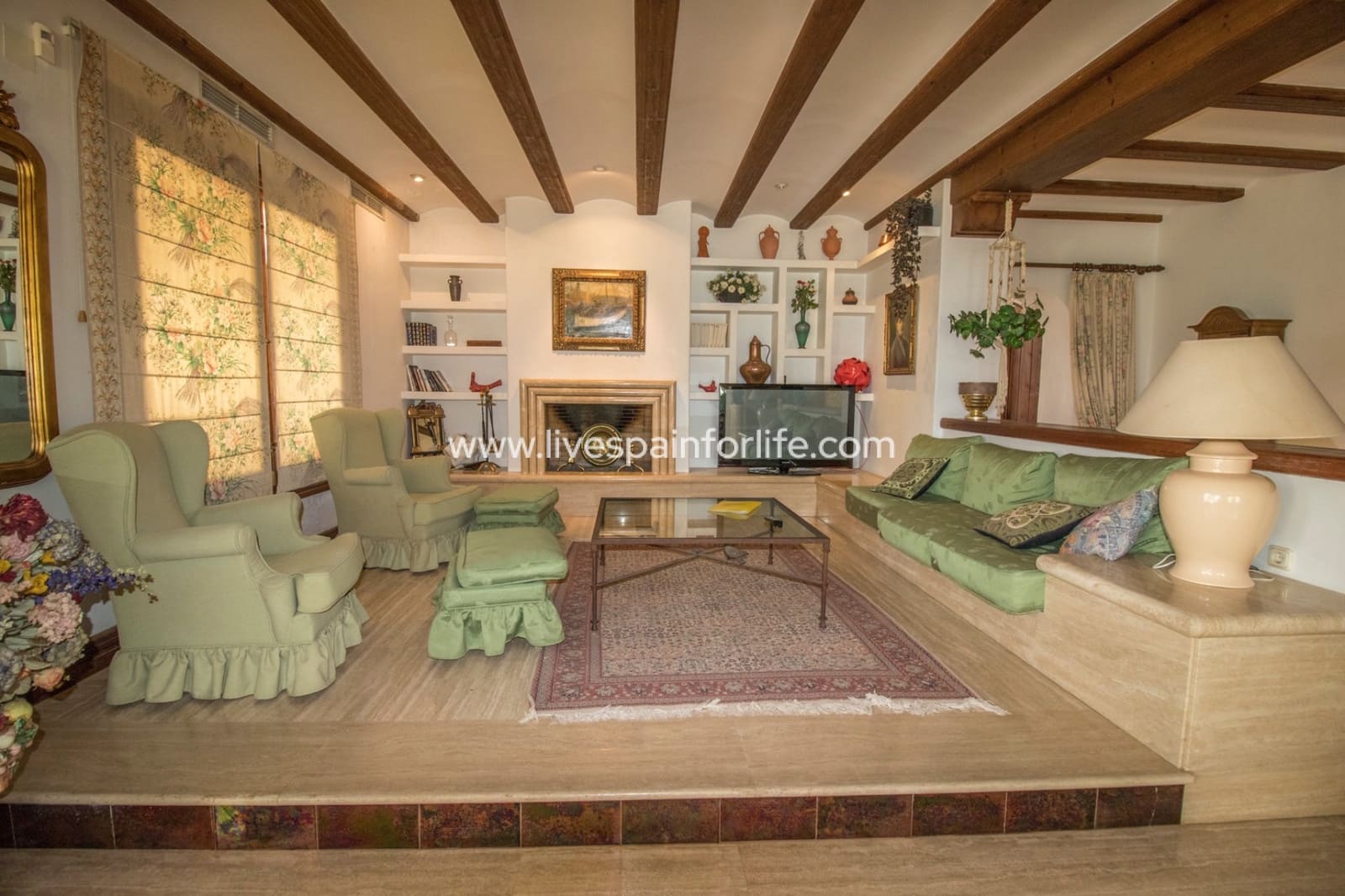 8 slaapkamer Bedrijf te koop in Novelda met zwembad garage - € 6.000.000 (Ref: 9819544)