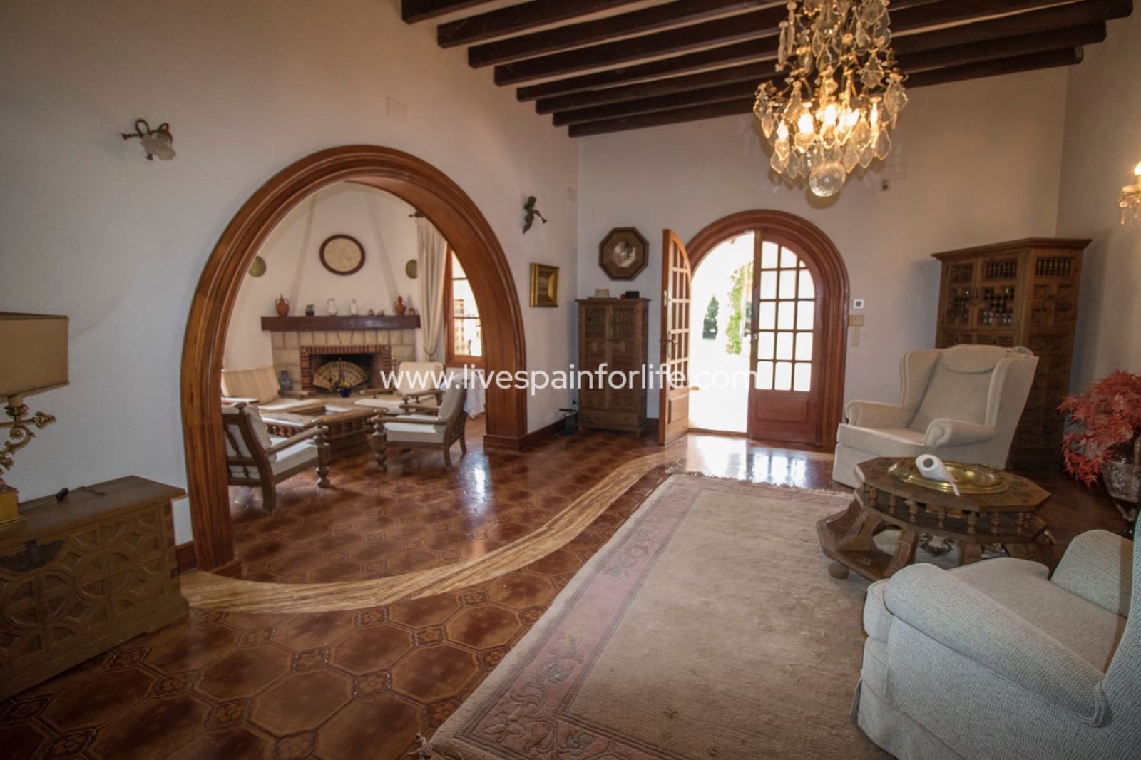 8 slaapkamer Bedrijf te koop in Novelda met zwembad garage - € 6.000.000 (Ref: 9819544)