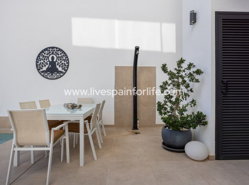 3 slaapkamer Huis te koop in Benijofar met zwembad - € 439.000 (Ref: 9821345)