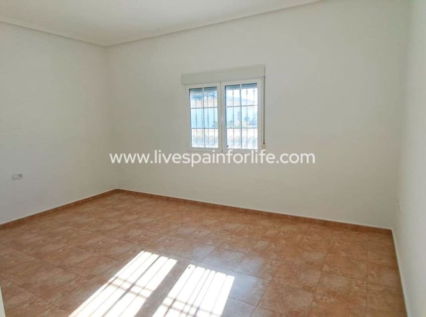 5 quarto Quinta/Casa Rural para venda em Catral com garagem - 485 000 € (Ref: 9821350)