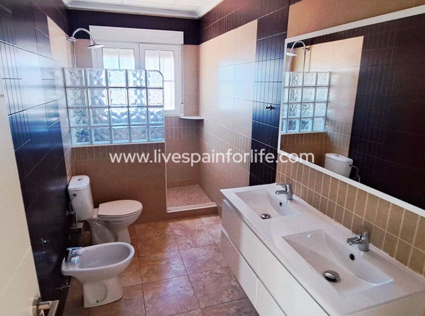 5 quarto Quinta/Casa Rural para venda em Catral com garagem - 485 000 € (Ref: 9821350)