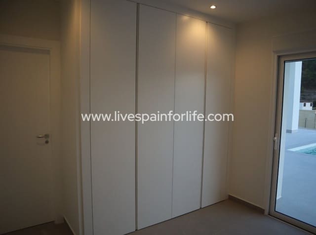 3 sypialnia Finka/Dom wiejski na sprzedaż w Pinoso z garażem - 375 000 € (Ref: 9827310)