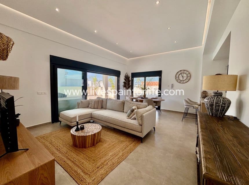 3 slaapkamer Villa te koop in Rafal met zwembad - € 415.000 (Ref: 9827313)