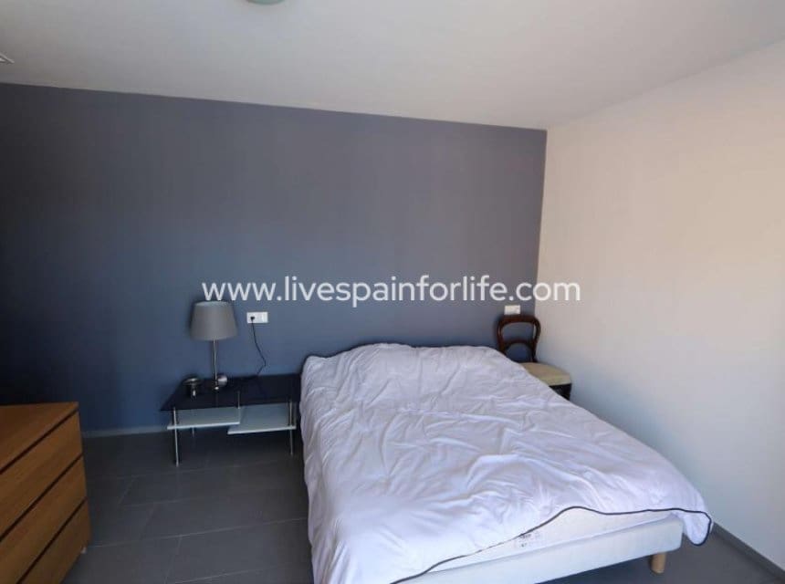 4 soverom Villa til salgs i Pinoso med svømmebasseng garasje - € 300 000 (Ref: 9827482)