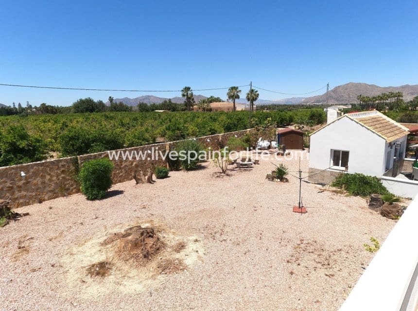 5 soveværelse Finca/Landehus til salg i Jacarilla med swimmingpool garage - € 595.000 (Ref: 9827484)