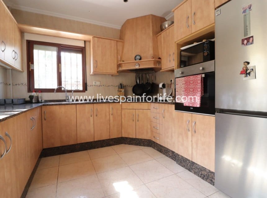 3 soverom Finca/Herregård til salgs i Formentera del Segura med svømmebasseng garasje - € 369 000 (Ref: 9827632)