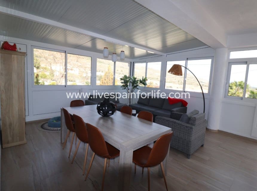 4 quarto Quinta/Casa Rural para venda em La Romana com piscina garagem - 369 500 € (Ref: 9827633)