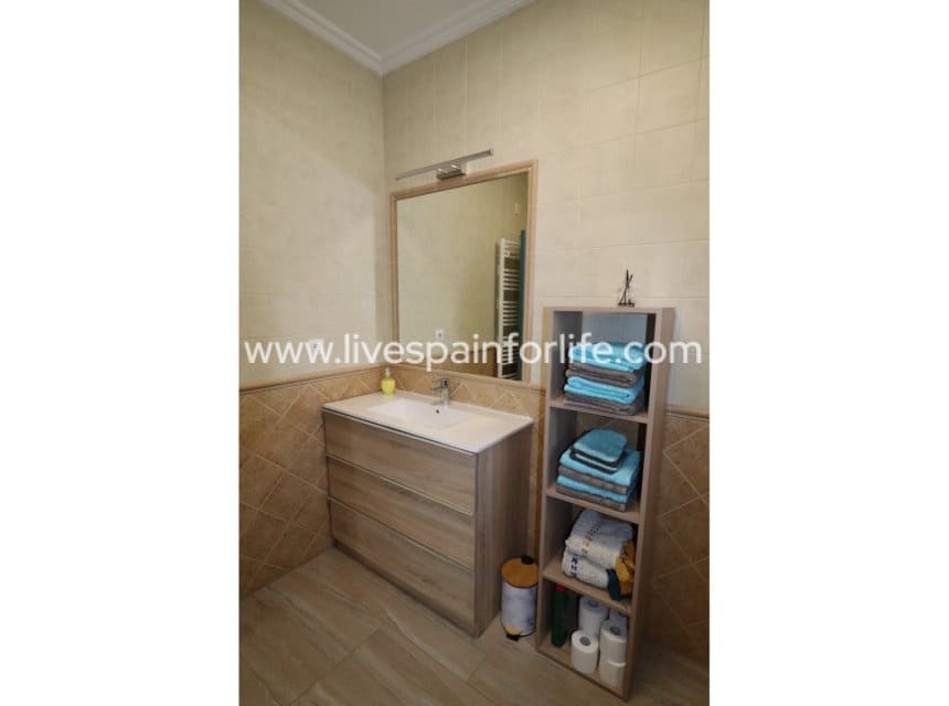 4 quarto Quinta/Casa Rural para venda em La Romana com piscina garagem - 369 500 € (Ref: 9827633)