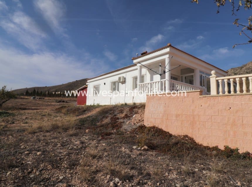 4 quarto Quinta/Casa Rural para venda em La Romana com piscina garagem - 369 500 € (Ref: 9827633)